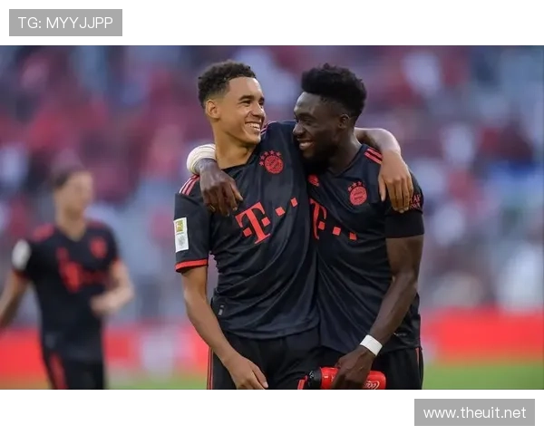 穆西亚拉与罗纳尔迪尼奥：创造力风格及时代适配性对比分析