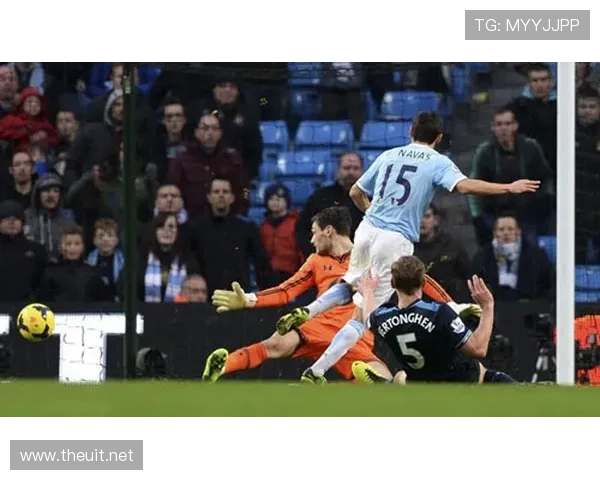 赫苏斯·纳瓦斯本赛季边路表现与状态回暖分析