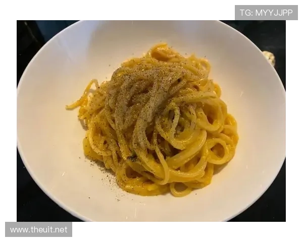 石智勇训练完吃五顿饭，我连外卖都舍不得点