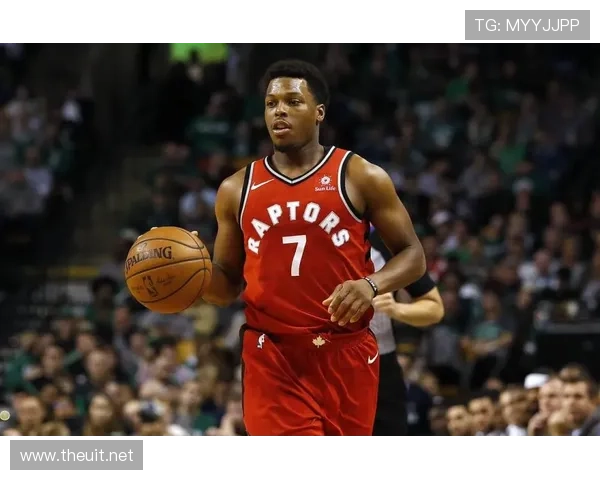 利拉德今天又穿的那鞋，感觉比他投篮还贵啊！